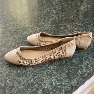 Ballet flats